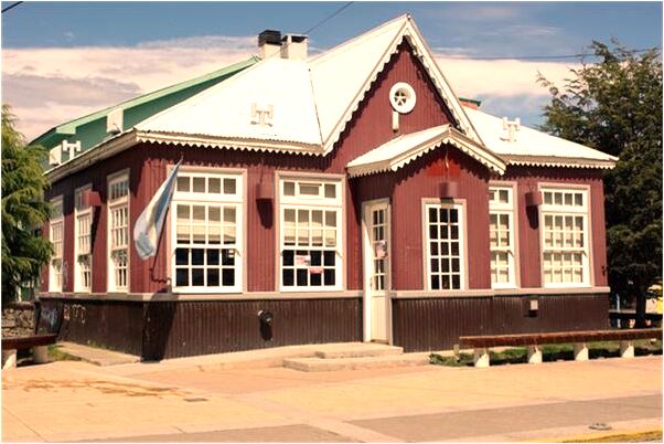 夢到電動車胎破了有什麼說法_周公解夢官網