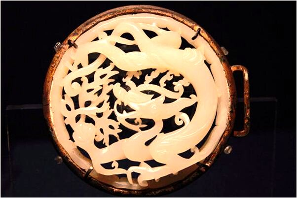 夢見家中大船上下波動是什麼意思？_周公解夢官網