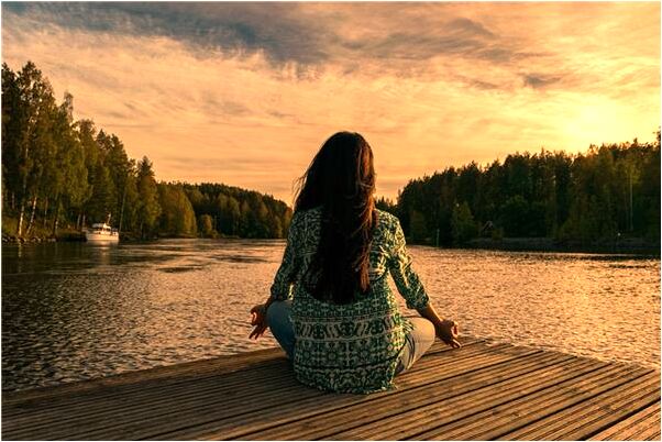 夢見兩隻羊一黑一白預示了什麼_周公解夢官網