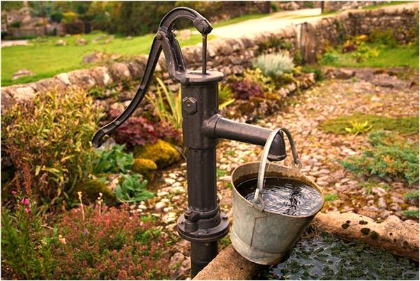 夢見蛇被嚇醒有什麼說法_周公解夢官網