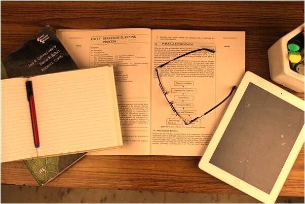 夢到了媽媽在縫被子有什麼預兆_周公解夢官網