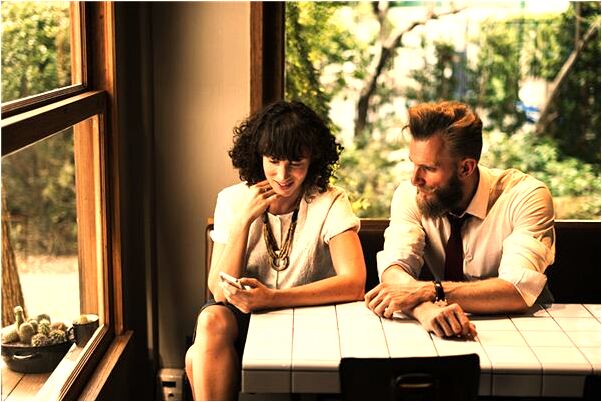 夢到從樹上摘桃子吃代表著什麼？_周公解夢官網