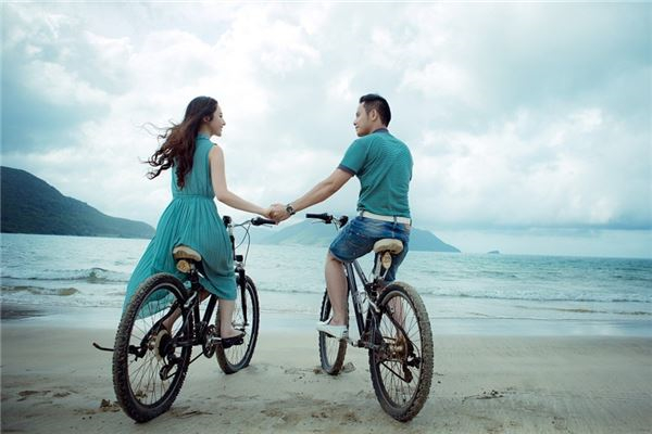 夢到了不能和別人在一起怎么樣_周公解夢