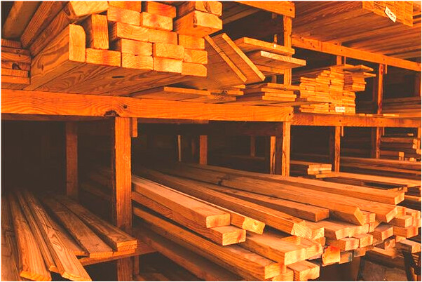 夢到自己拿刀割自己的手有什麼預示嗎_周公解夢官網