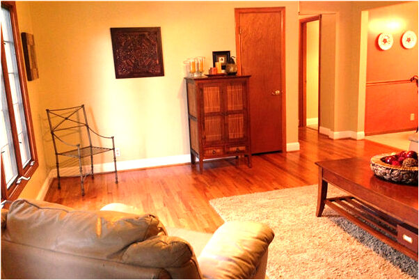 夢到豬用斧子砍到我手心是凶兆還是吉兆_周公解夢官網