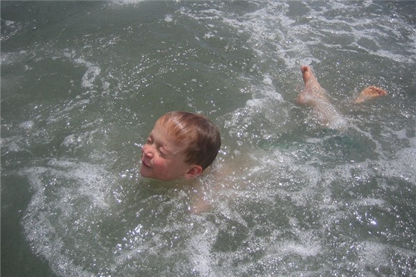 夢見淹死了人是凶兆還是吉兆_周公解夢