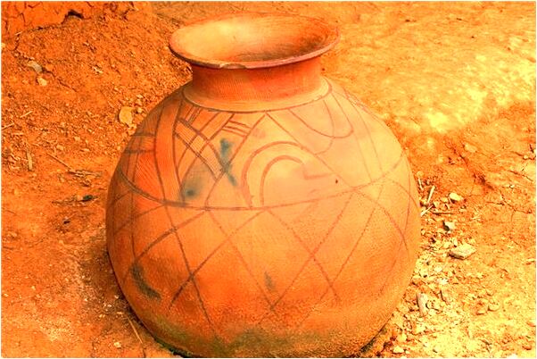 夢到桌上有一湓水同事一起喝水預示什麼_周公解夢官網