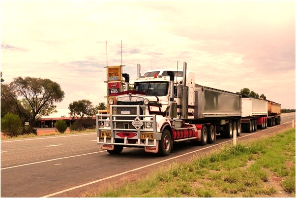 夢到和自己喜歡的女生旅遊是什麼意思_周公解夢官網