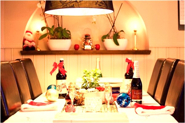 夢見坐在魚和蛇上是啥預兆_周公解夢官網