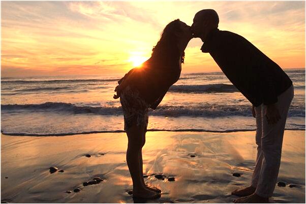 夢到拿刀和別人打架預示什麼_周公解夢官網