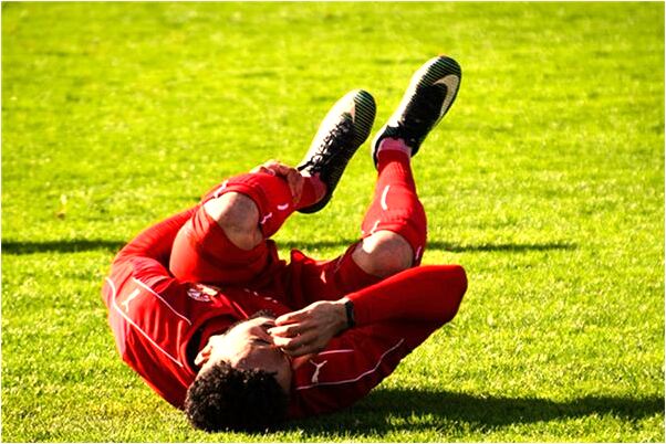 夢到了灰色花紋蛇有什麼預兆_周公解夢官網