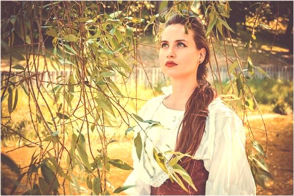 夢到家裡有好幾個女孩睡覺是什麼預兆？_周公解夢官網