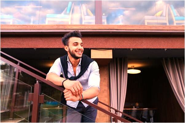 夢到了被斜刺有什麼徵兆_周公解夢官網