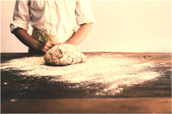 夢到調走的校長看見自己寫字是什麼兆頭_周公解夢官網