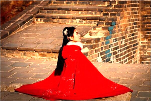 夢到臉上都是皺紋是什麼意思？_周公解夢官網