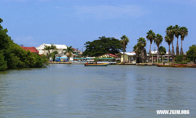 夢見水流滿地_周公解夢夢到水流滿地是什麼意思_做夢夢見水流滿地好不好_周公解夢官網