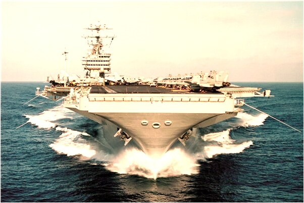 夢見自己掉進黑窟窿里怎么回事_周公解夢官網