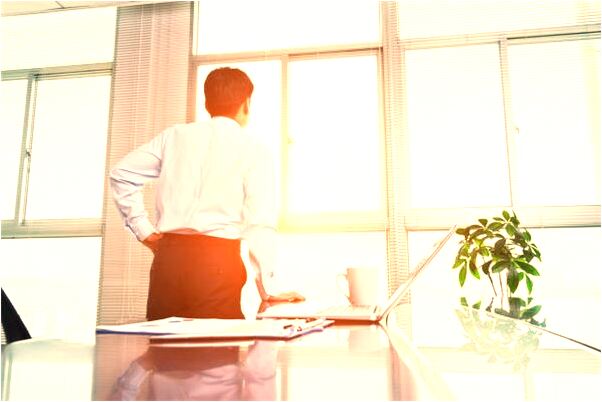 夢到了床底下有很多蛇是什麼預兆？_周公解夢官網