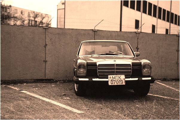 夢到自己用刀殺死父親怎么說_周公解夢官網