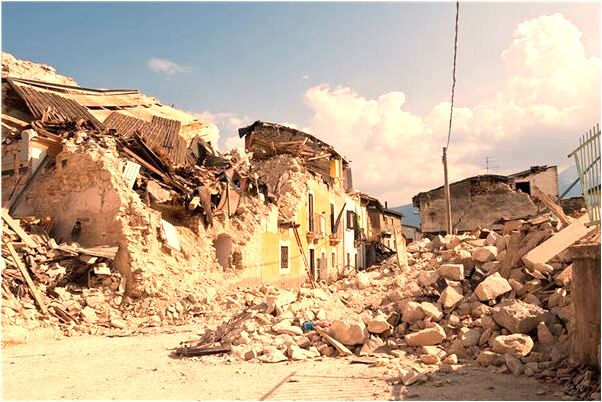 夢到了死人了大家穿著白衣服在哭的預兆_周公解夢官網