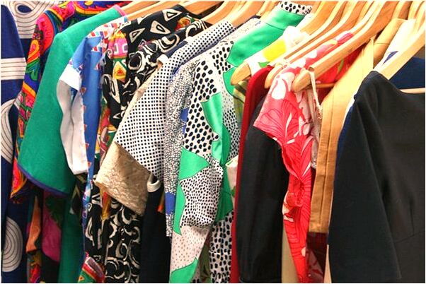 夢見三個頭的狗會是什麼預兆_周公解夢官網