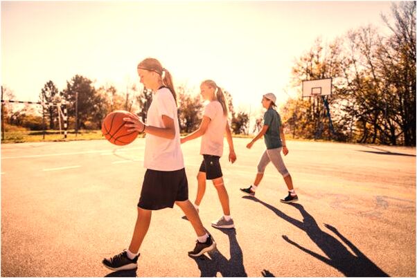夢見親小姑娘好不好_周公解夢官網