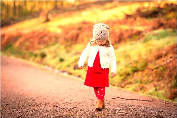 夢見一個漂亮的小男孩是啥預兆_周公解夢官網