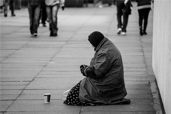 夢見駝背男人是啥意思_周公解夢