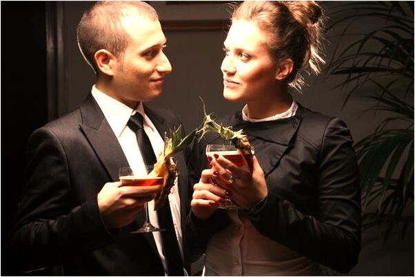 夢見和朋友吃飯嘔吐代表著什麼_周公解夢官網