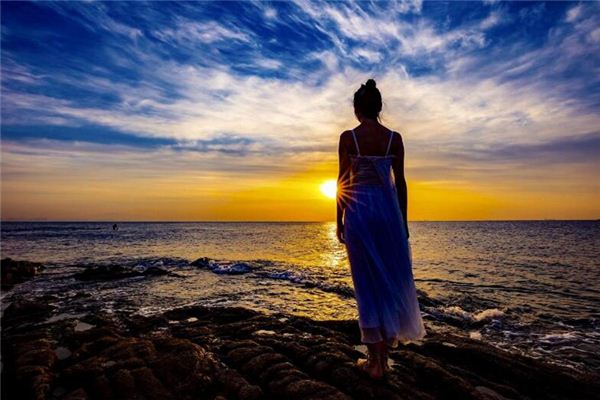 88年屬龍人30歲後命運_十二生肖