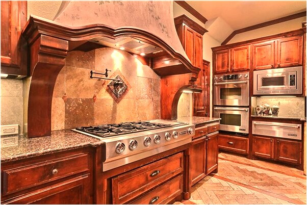 夢到老公被別人打傷右眼什麼寓意_周公解夢官網