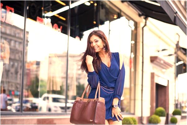 夢見女瘋子什麼預兆_周公解夢官網