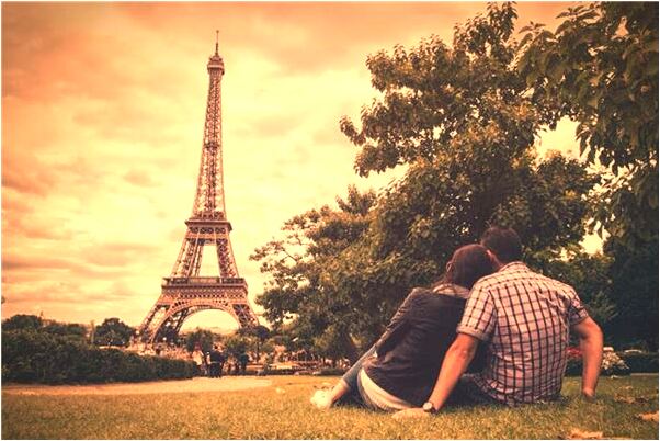 夢見自己碰車部知道碰的是什麼徵兆_周公解夢官網