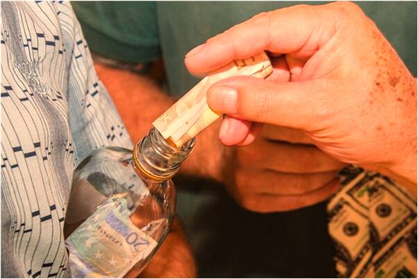 夢到有人打喪屍的預兆_周公解夢官網