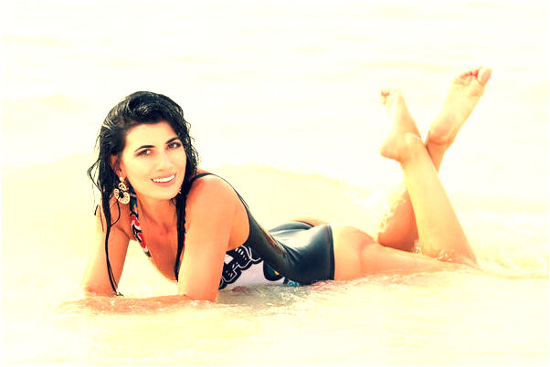 夢到打死二隻雞是咋回事_周公解夢官網