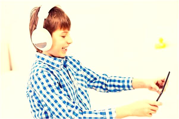 夢見腳下有四座墳代表著什麼_周公解夢官網