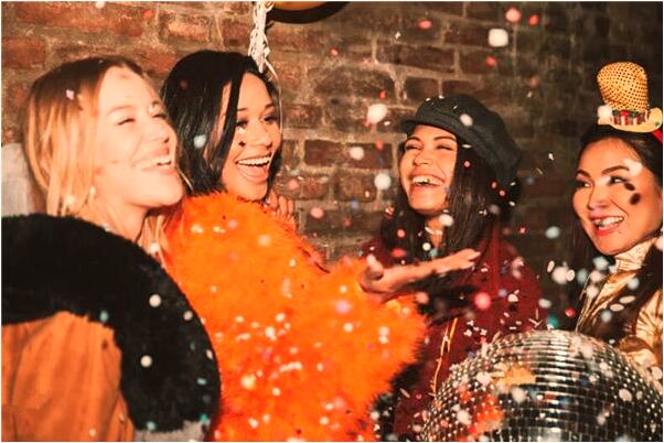 夢到了從頭上插孔有什麼預兆_周公解夢官網