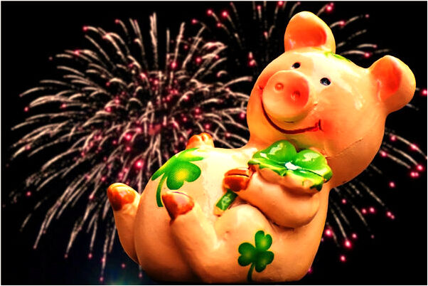 夢見從別人手裡拿錢意味著什麼_周公解夢官網