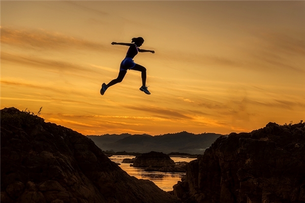 夢見被抓後逃跑怎麼說_周公解夢