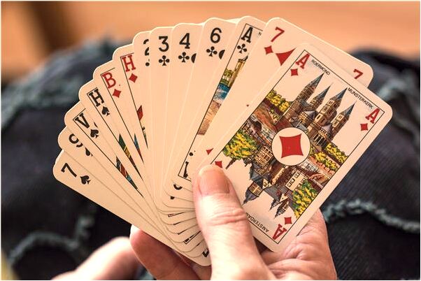 夢到乞丐斧頭追斬有什麼說法_周公解夢官網