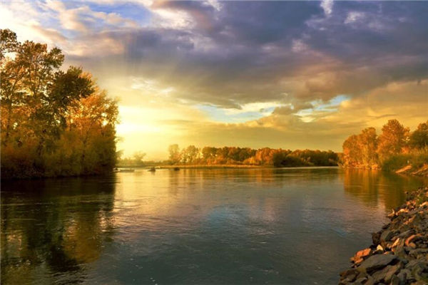 夢見大河是什麼意思_周公解夢