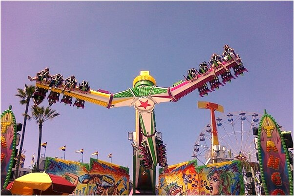 夢見夢吃飯吐青菜是什麼意思_周公解夢官網