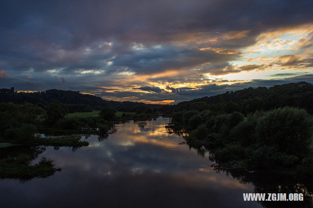 夢見找不到路_周公解夢夢到找不到路是什麼意思_做夢夢見找不到路好不好_周公解夢官網