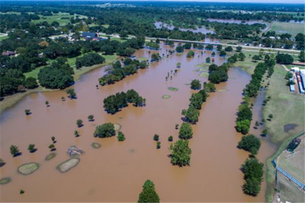 夢見發水_周公解夢