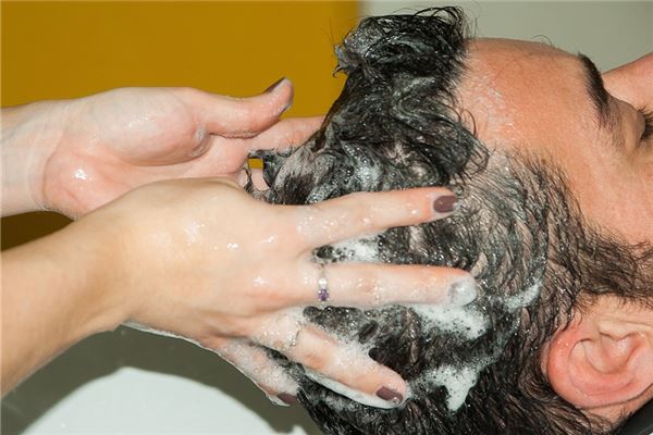 夢見洗頭水是什麼意思_周公解夢