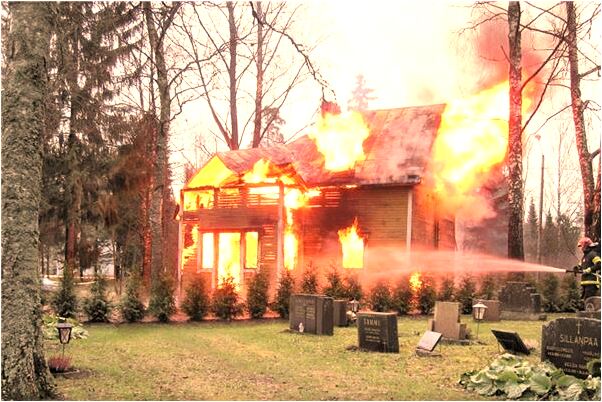 夢見別人滿臉鮮血是啥預兆_周公解夢官網