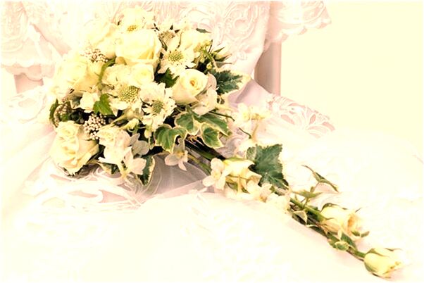 夢到了好友掉進糞坑滿身大便會有什麼預兆_周公解夢官網