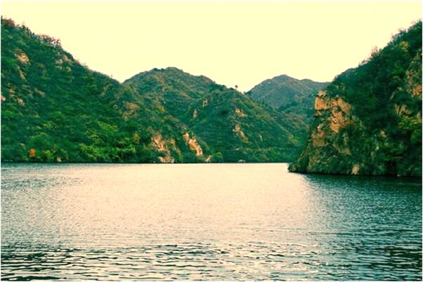 夢見朋友把東西彈到我耳朵里是什麼意思？_周公解夢官網