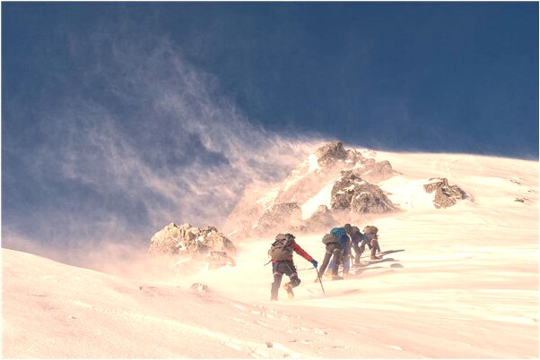 夢到上了大學宿舍只有兩個人預示了什麼_周公解夢官網