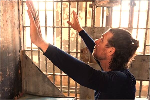 夢到了自己笑了又哭了什麼預兆_周公解夢官網